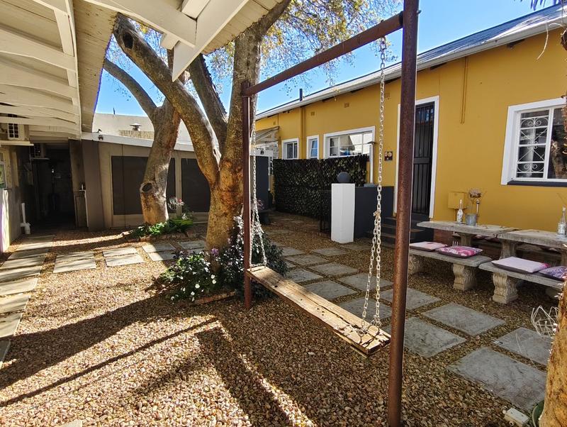 10 Bedroom Property for Sale in Parys Free State